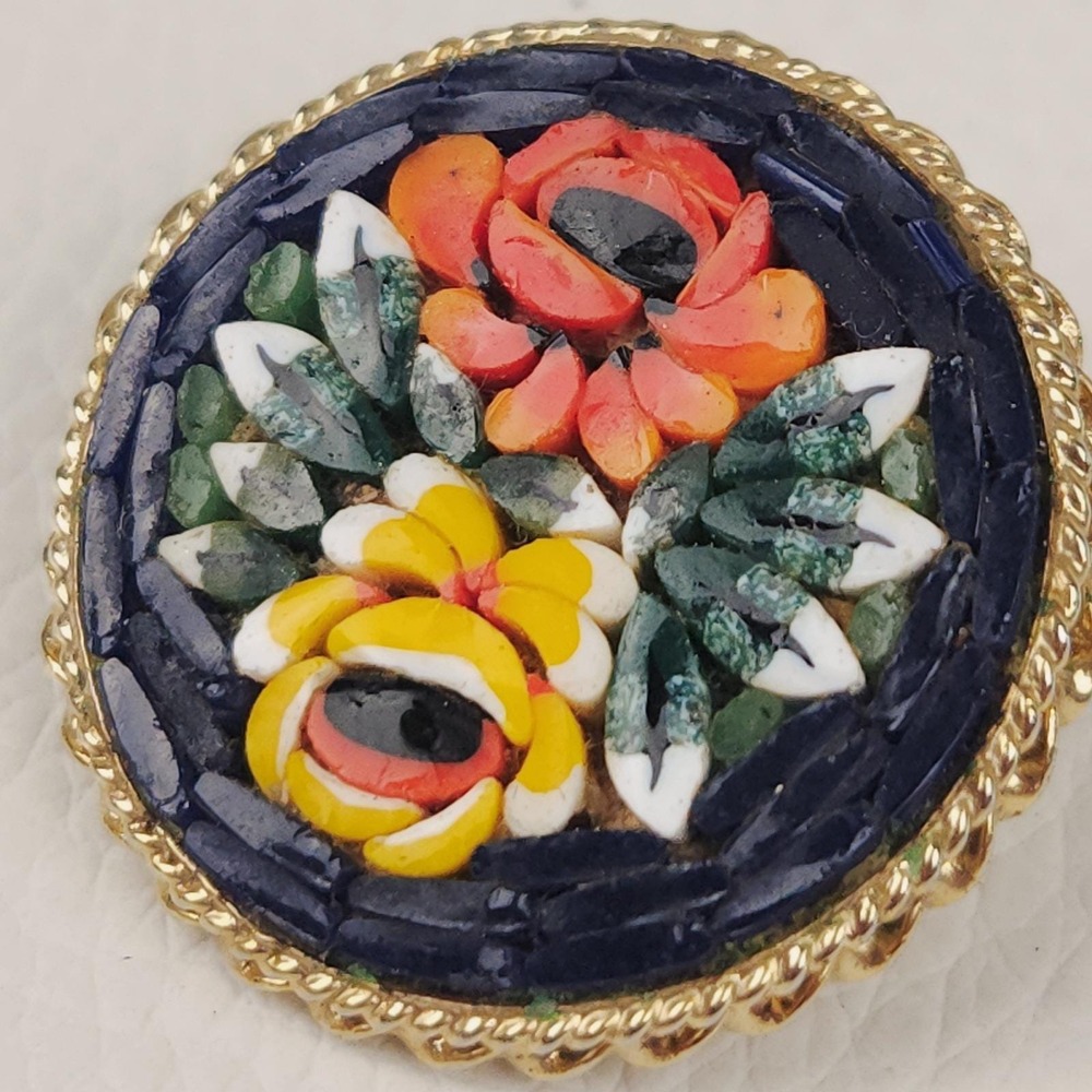 Vintage Italian Glass Micro Mosaic Brooch Floral Gold Tone Pin 1"